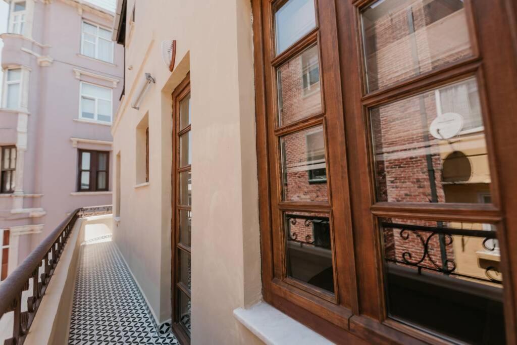 Galadoo Suites 3Rd Floor 伊斯坦布尔 外观 照片