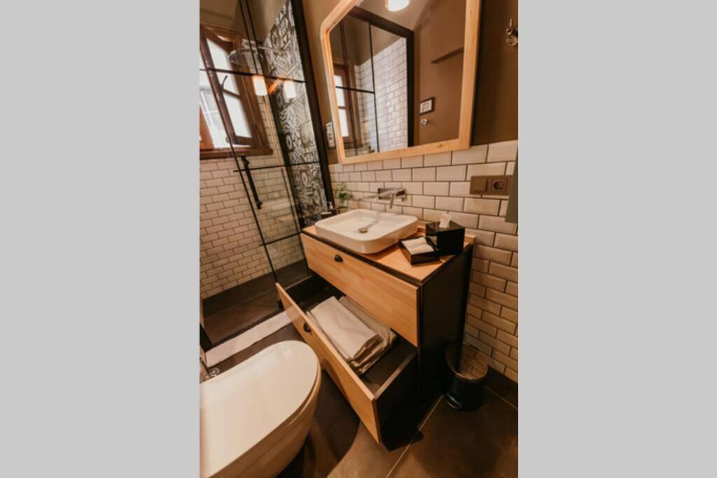 Galadoo Suites 3Rd Floor 伊斯坦布尔 外观 照片
